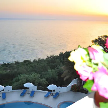 Maria With Pool And Amazing View - Agios Gordios Apartment *