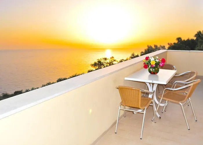 Maria With Pool And Amazing View - Agios Gordios 公寓 *